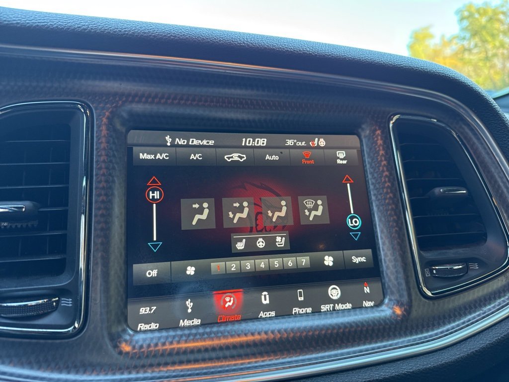 Used 2018 Dodge Challenger SRT Hellcat image 28