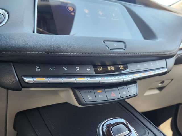 Used 2023 Cadillac XT4 Premium Luxury w/ Cold Weather Package AWD/4WD image 16