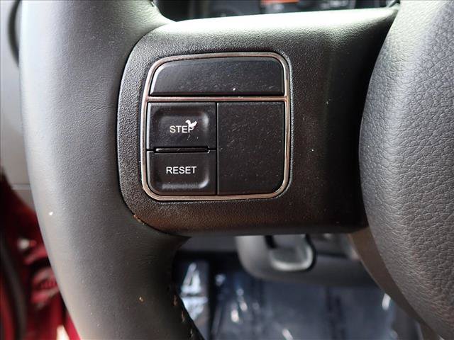 Used 2014 Jeep Patriot Latitude AWD/4WD image 13