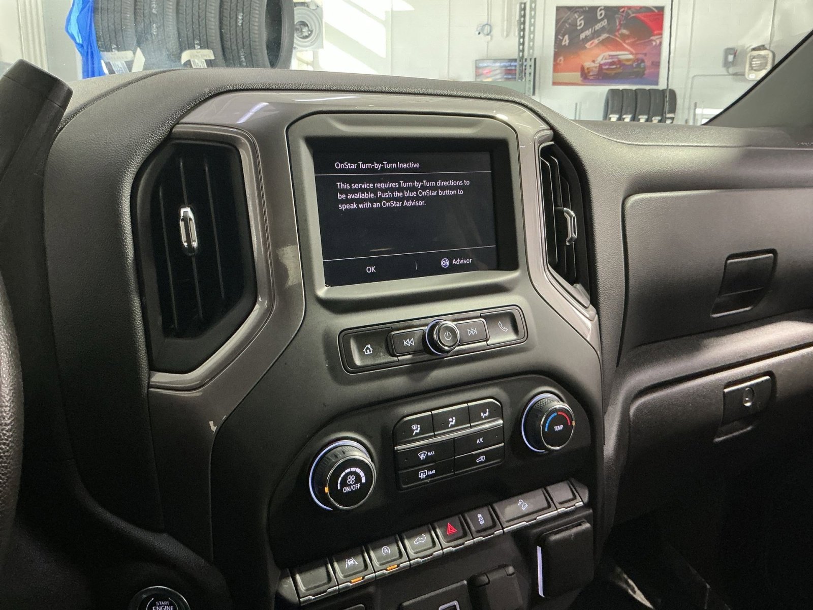 Used 2022 Chevrolet Silverado 1500 Custom Trail Boss image 28