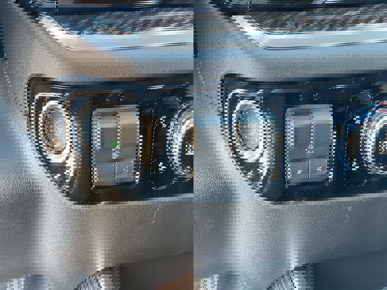 New 2026 GMC Sierra 1500 Elevation w/ Preferred Package image 17