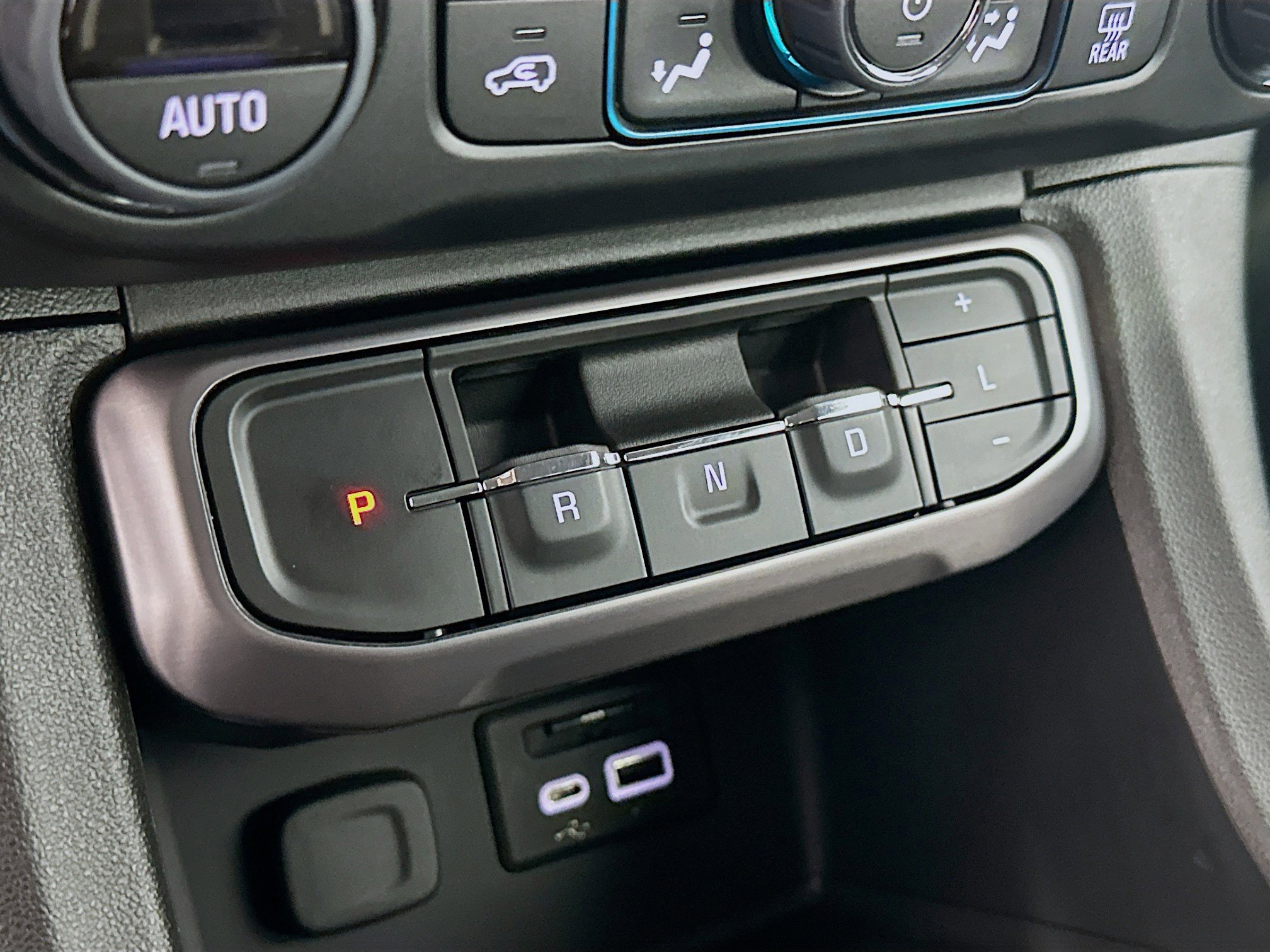 Used 2023 GMC Acadia AT4 w/ Trailering Package image 25