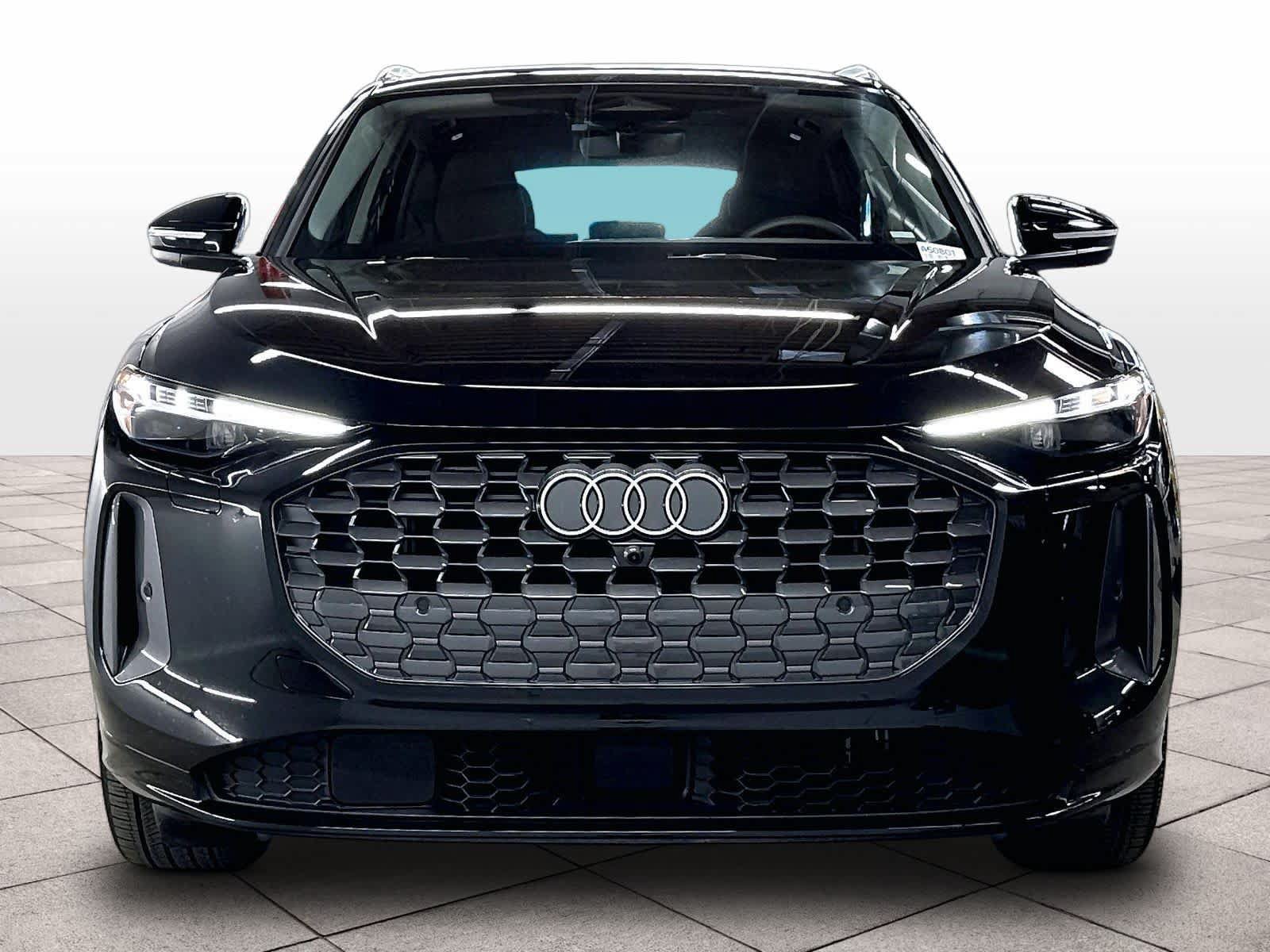 Certified 2025 Audi Q5 Prestige AWD/4WD image 3