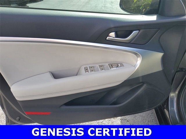 Certified 2025 Genesis G70 2.5T image 9