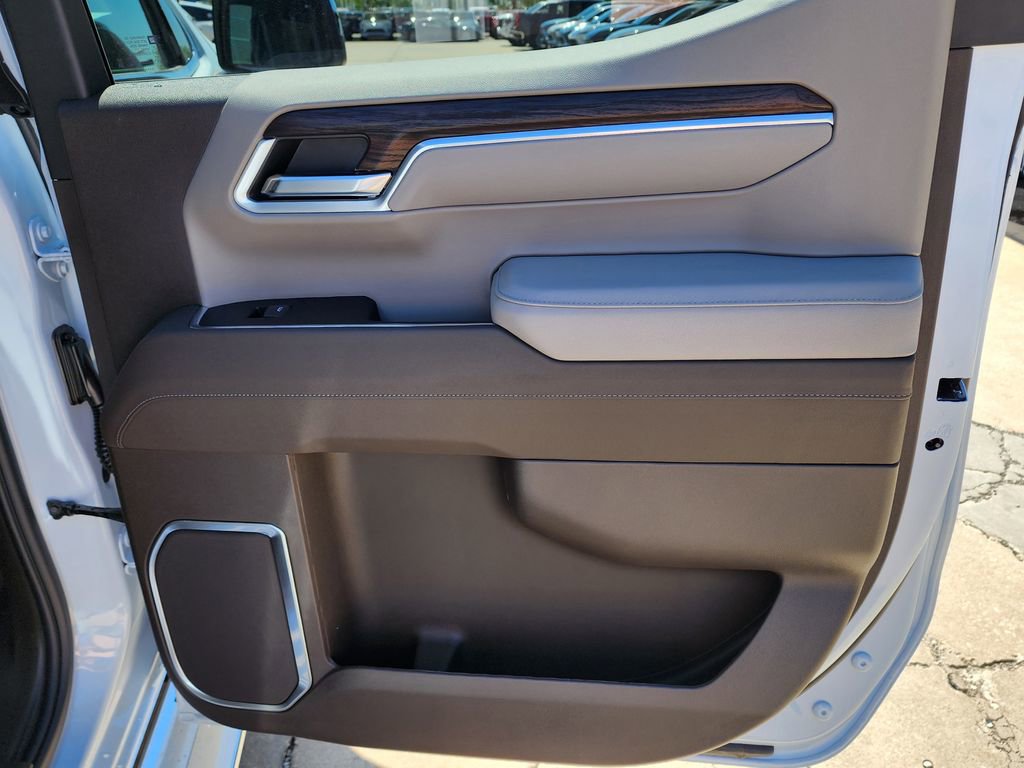 New 2026 GMC Sierra 1500 SLT w/ SLT Premium Plus Package image 41