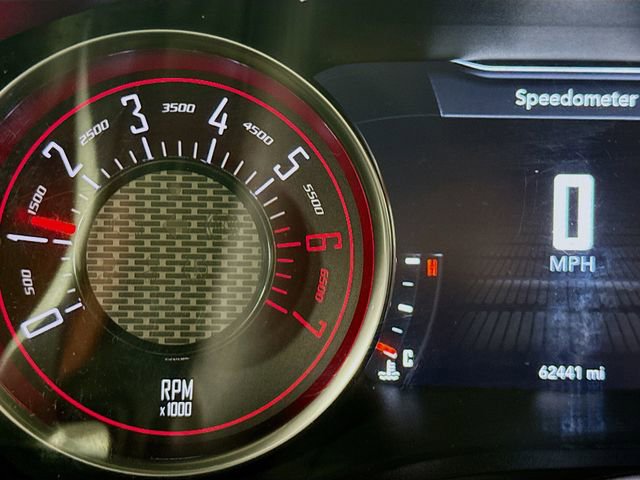 Used 2019 Dodge Challenger R/T RWD image 14