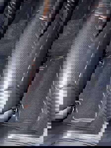 Used 2021 Mercedes-Benz GLC 300 4MATIC image 47