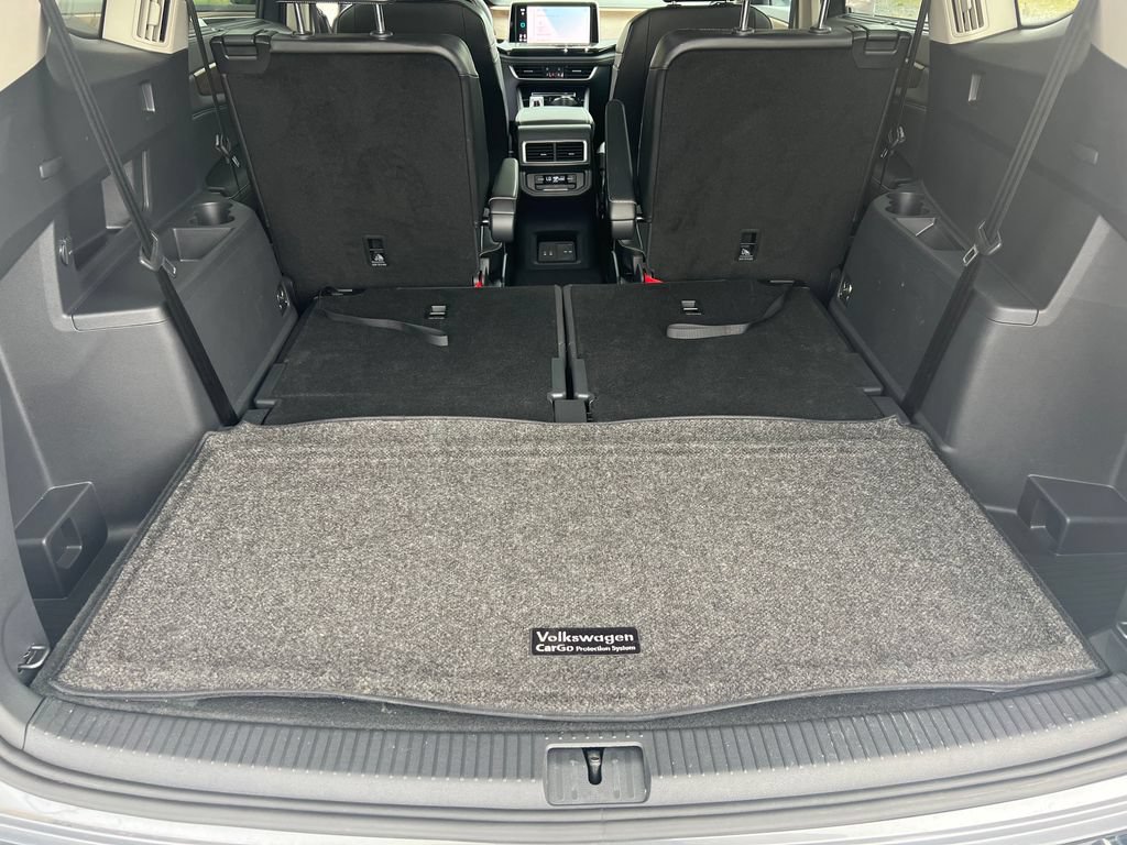 Used 2024 Volkswagen Atlas SE FWD image 20
