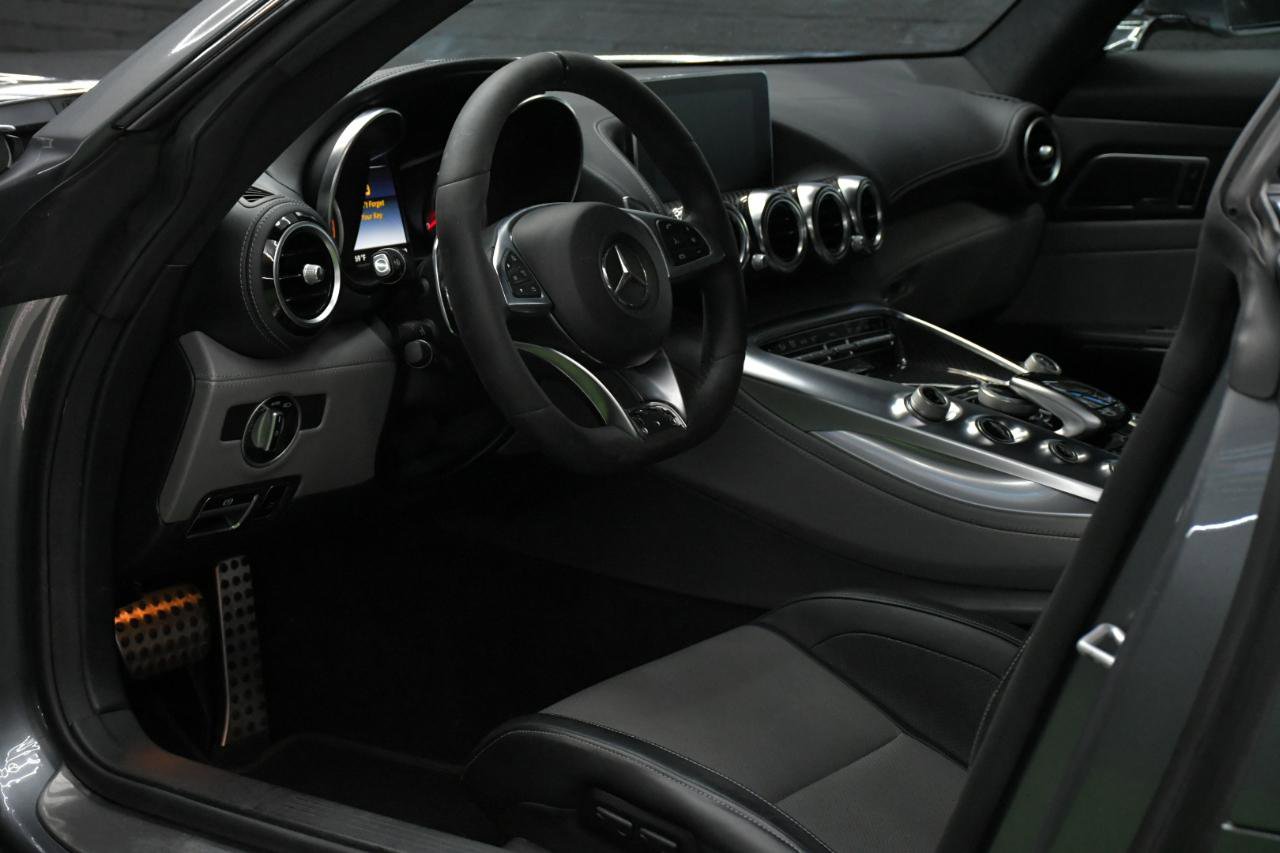 Used 2018 Mercedes-Benz AMG GT S image 20