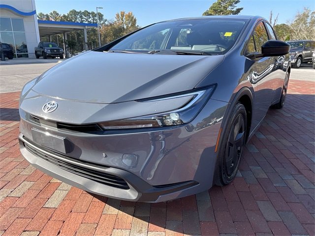 Used 2023 Toyota Prius LE