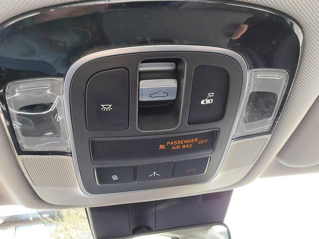 Used 2021 Hyundai Sonata Limited w/ Winter Weather Package FWD image 37