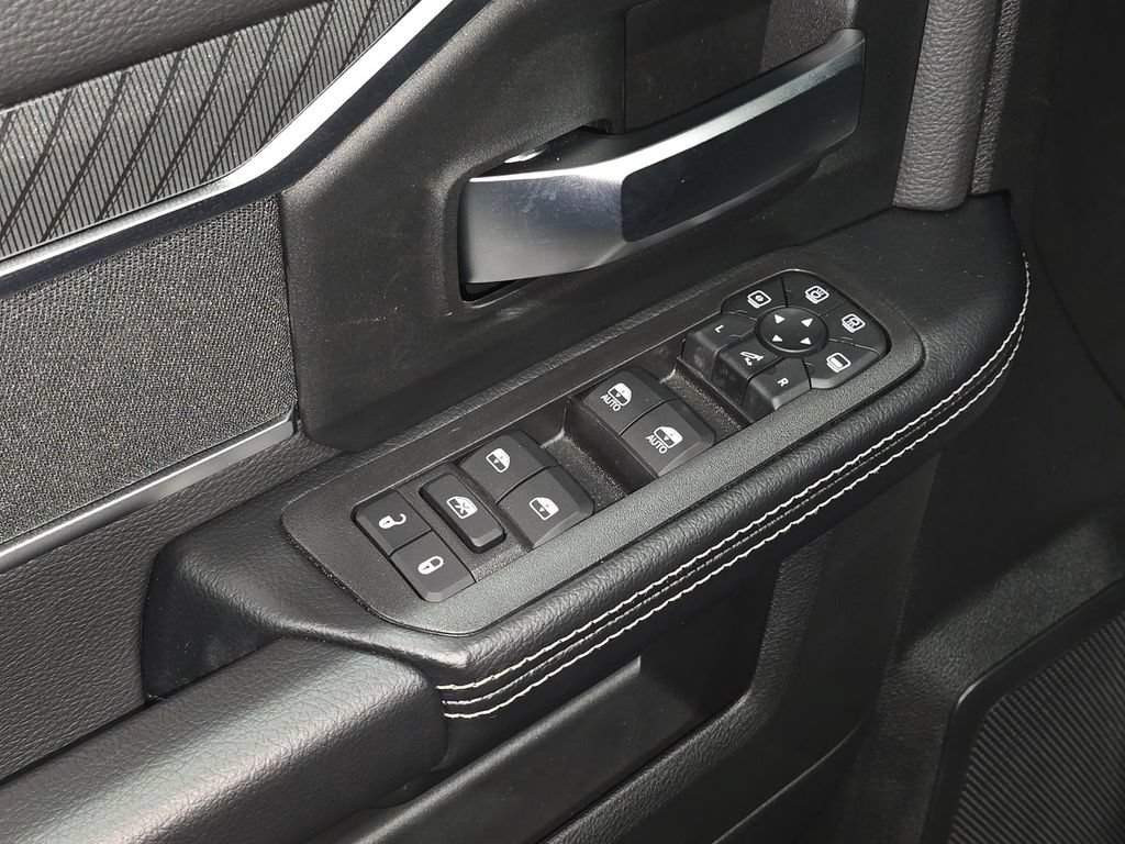 Used 2026 RAM 3500 Big Horn AWD/4WD image 19