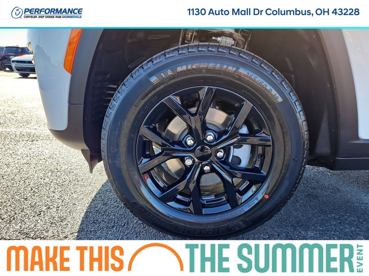 New 2026 Jeep Grand Cherokee Altitude AWD/4WD image 9
