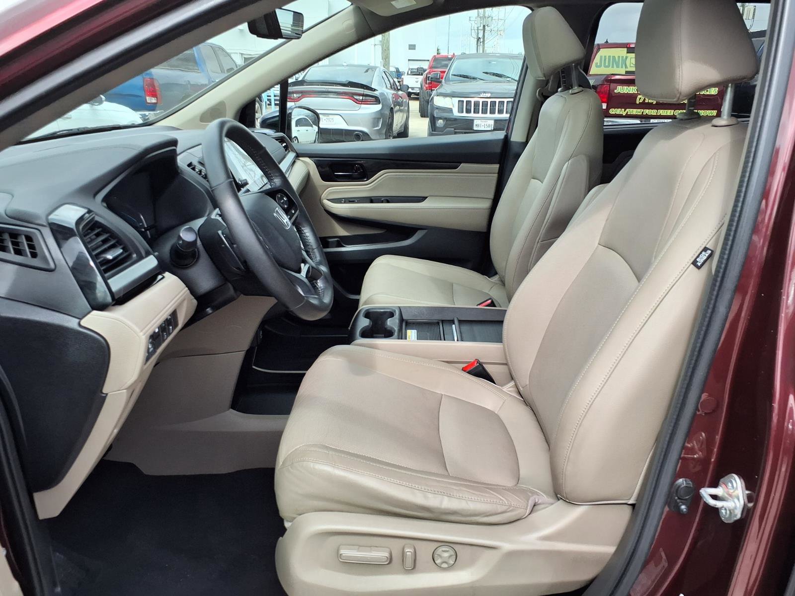Certified 2018 Honda Odyssey Elite image 18
