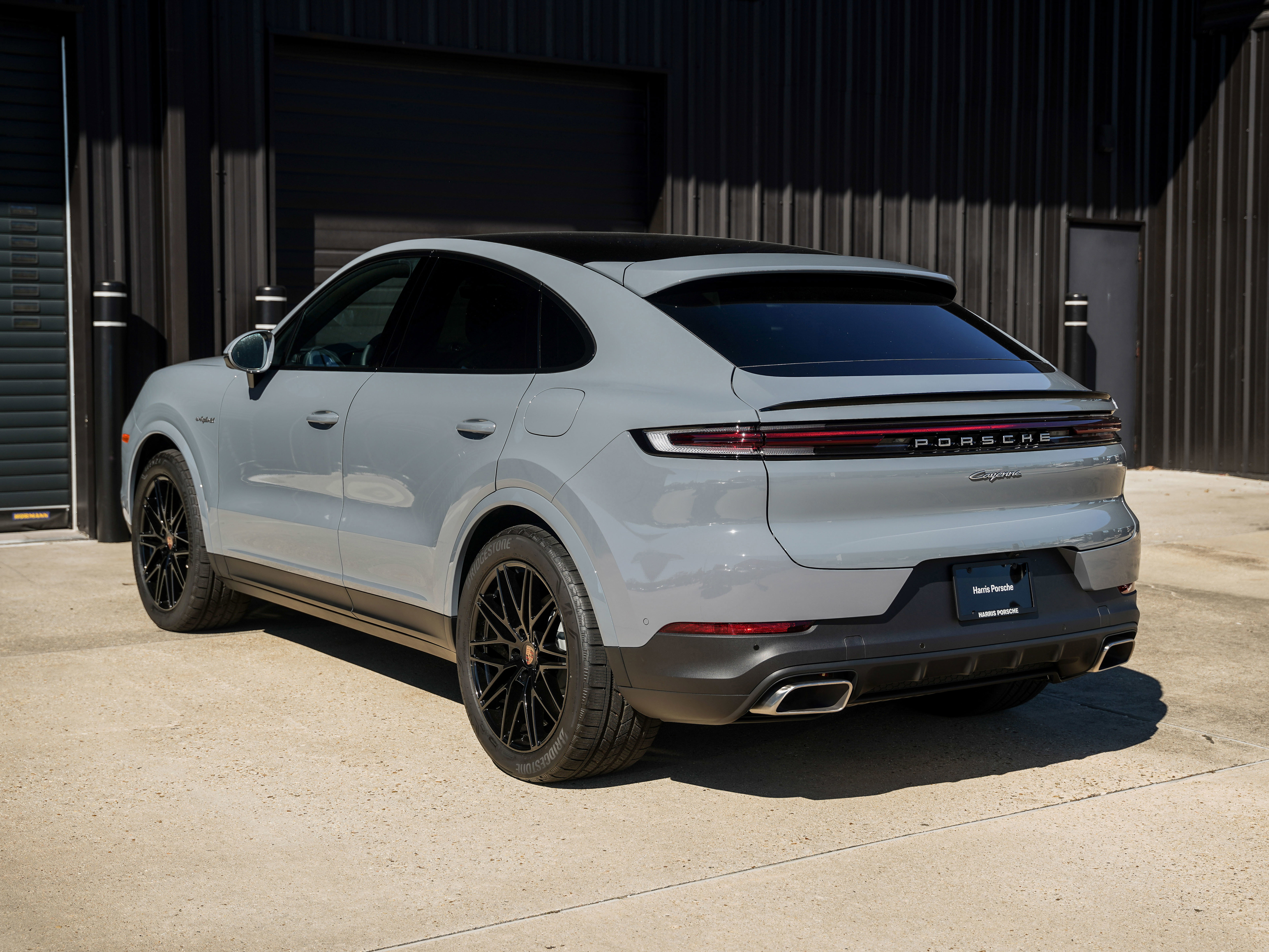 New 2026 Porsche Cayenne E-Hybrid image 3