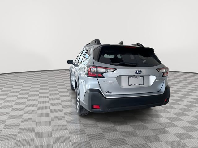 Used 2023 Subaru Outback Premium image 9