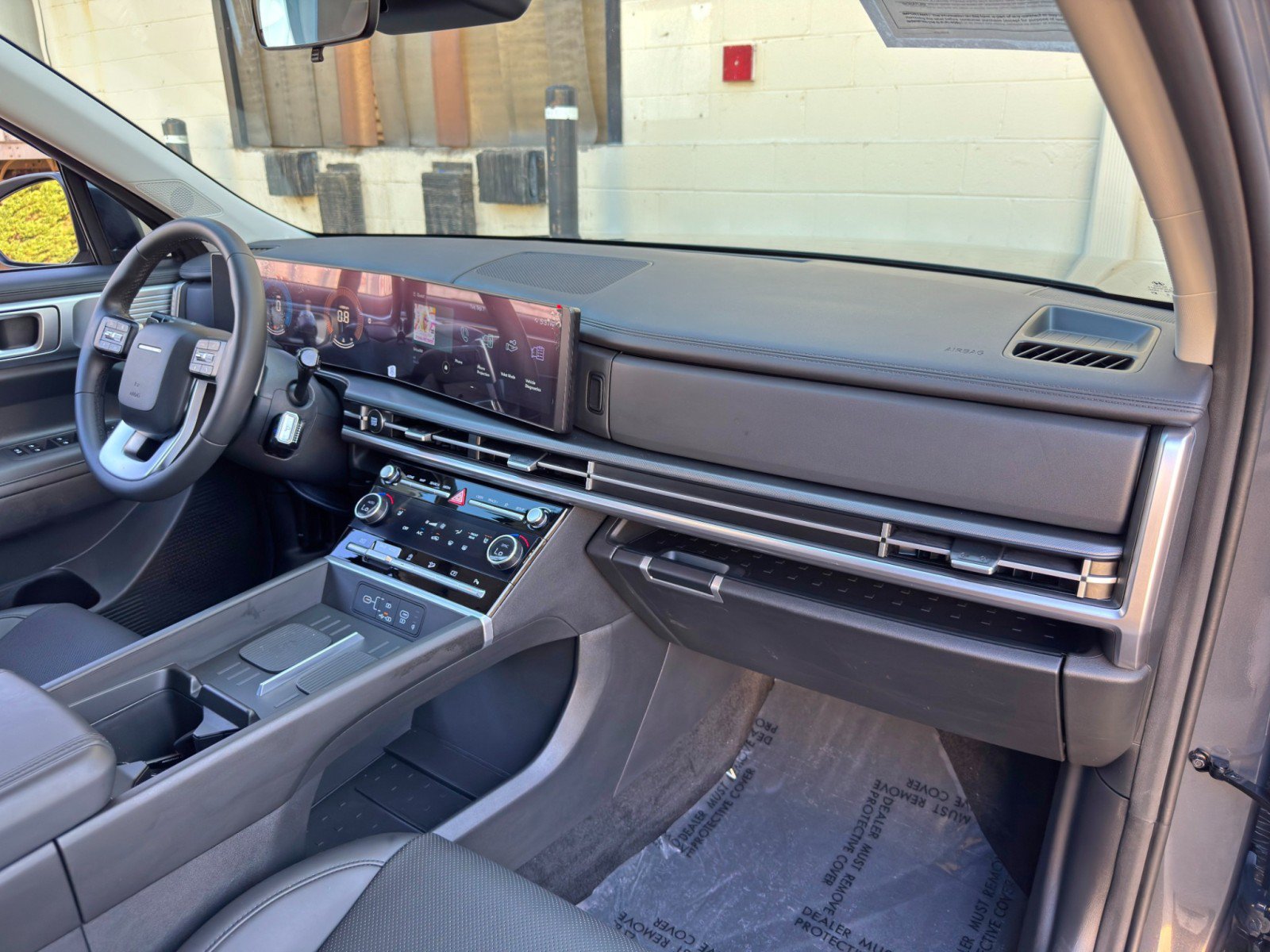 Used 2024 Hyundai Santa Fe SEL FWD image 13
