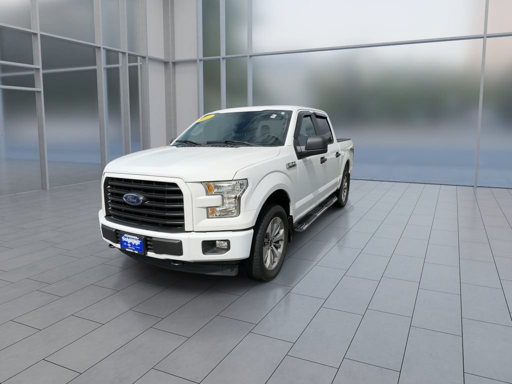 Used 2017 Ford F150 XL w/ Equipment Group 101A Mid AWD/4WD image 4