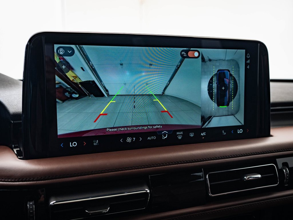 Used 2025 Lincoln Aviator Reserve w/ Equipment Group 201A image 32