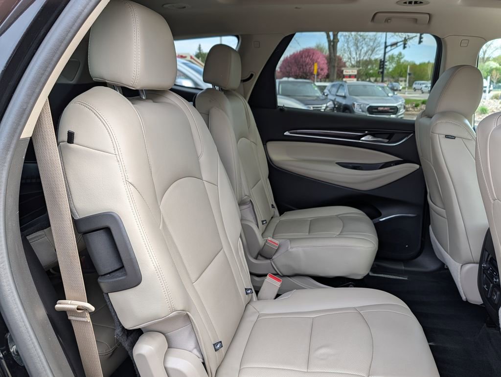 Used 2021 Buick Enclave Premium w/ Sun and Sites Package AWD/4WD image 22