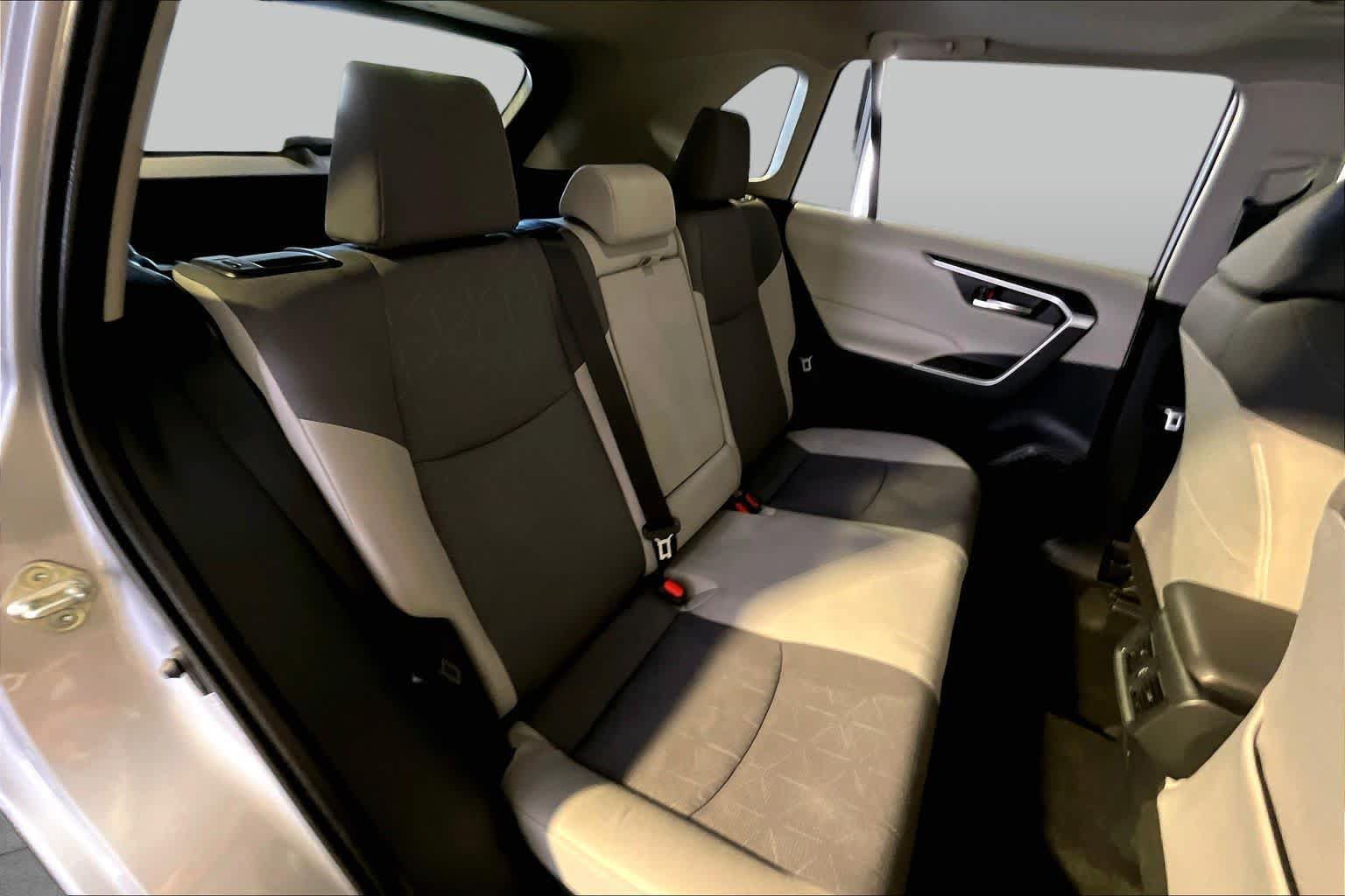Used 2023 Toyota RAV4 XLE w/ Convenience Package AWD/4WD image 20