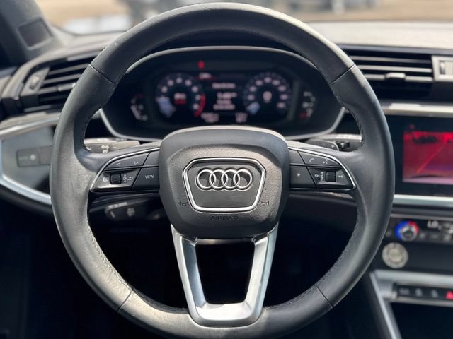 Used 2021 Audi Q3 2.0T Premium w/ Convenience Package AWD/4WD image 16