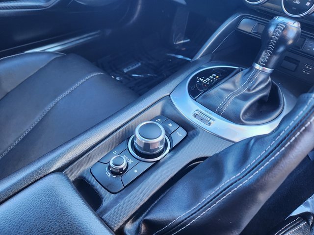 Used 2022 MAZDA MX-5 Miata Grand Touring w/ Weather Package image 12