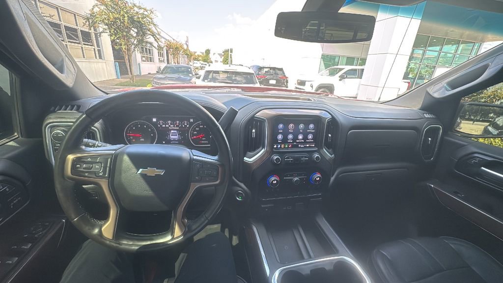 Used 2022 Chevrolet Silverado 1500 High Country image 12