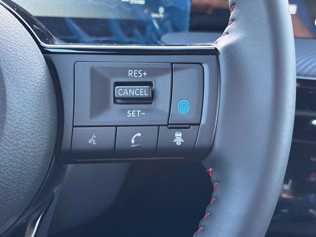 New 2026 Nissan Kicks SR w/ Cold Weather Package AWD/4WD image 12