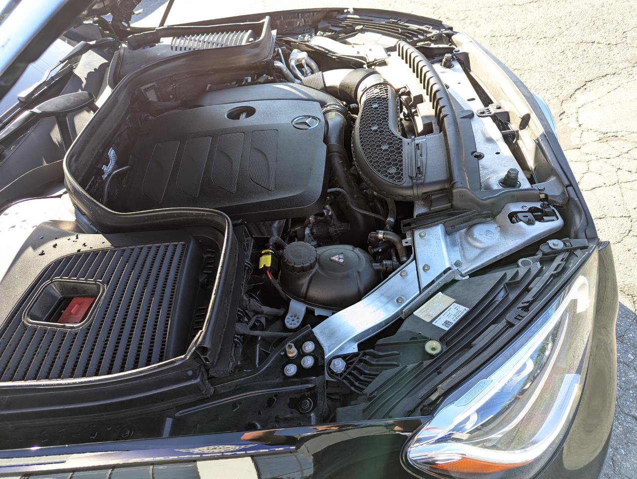 Used 2021 Mercedes-Benz GLC 300 4MATIC image 48