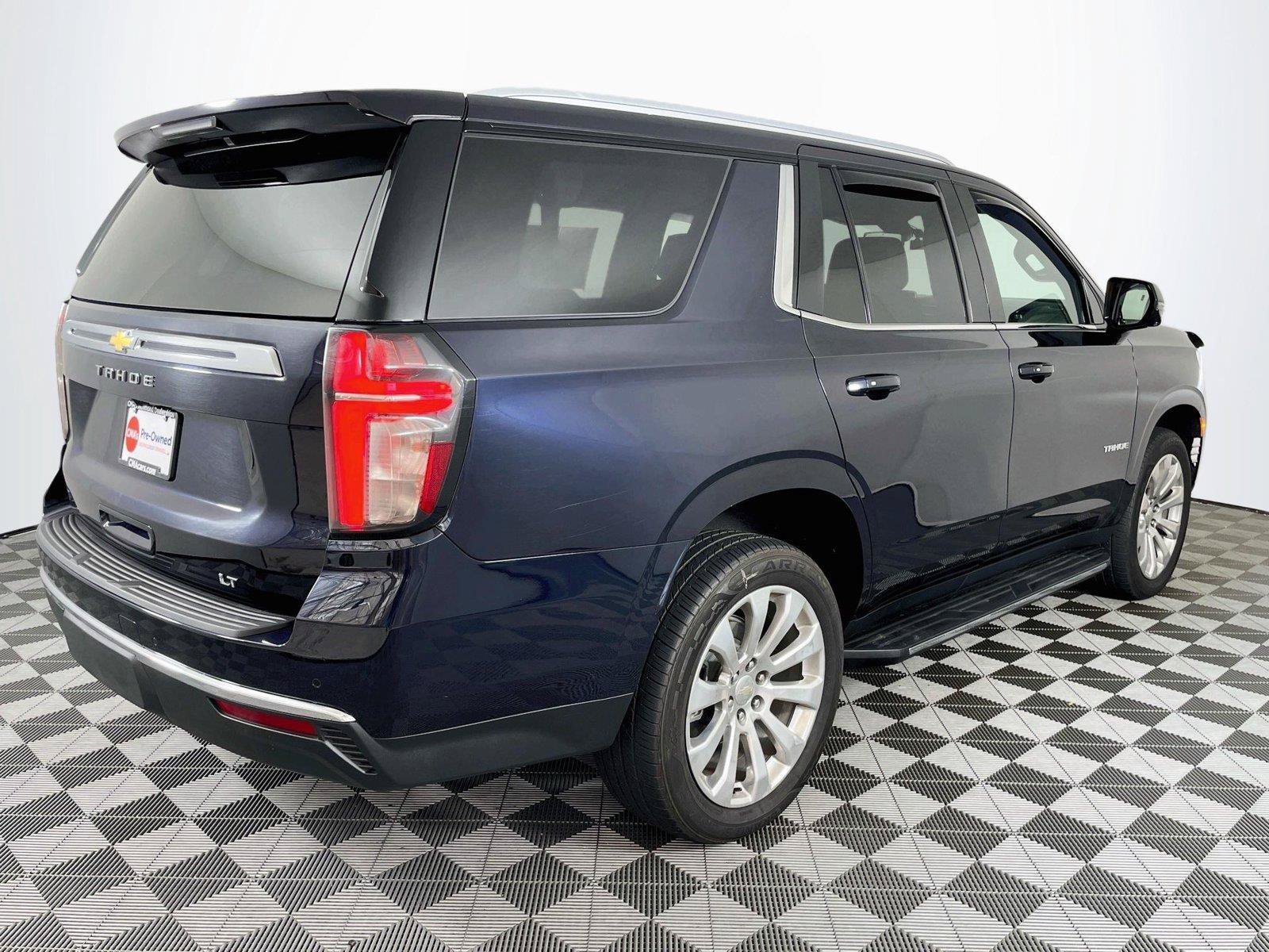 Used 2022 Chevrolet Tahoe LT w/ LT Signature Plus Package AWD/4WD image 9