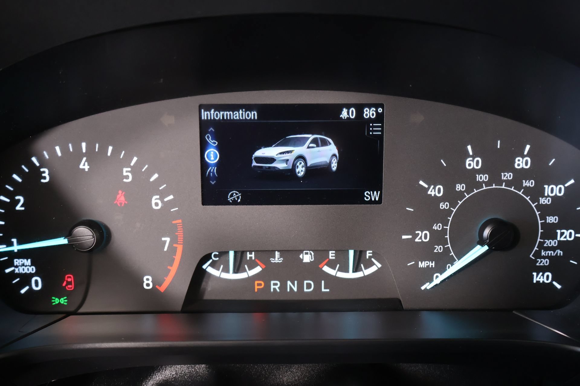 Used 2022 Ford Escape SE w/ Convenience Package FWD image 4