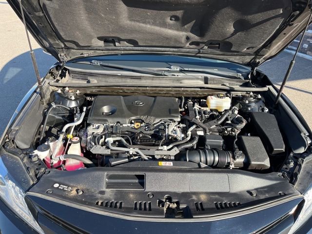 Used 2020 Toyota Camry XLE image 22