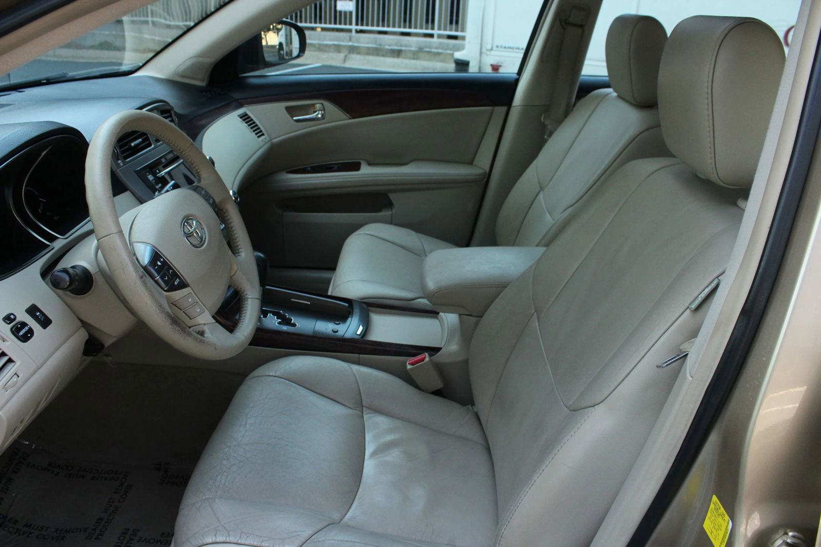 Used 2011 Toyota Avalon FWD image 14