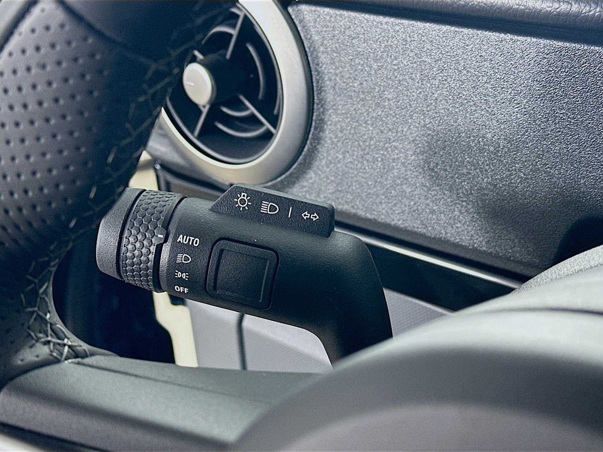 New 2025 INEOS Grenadier Fieldmaster Edition image 21