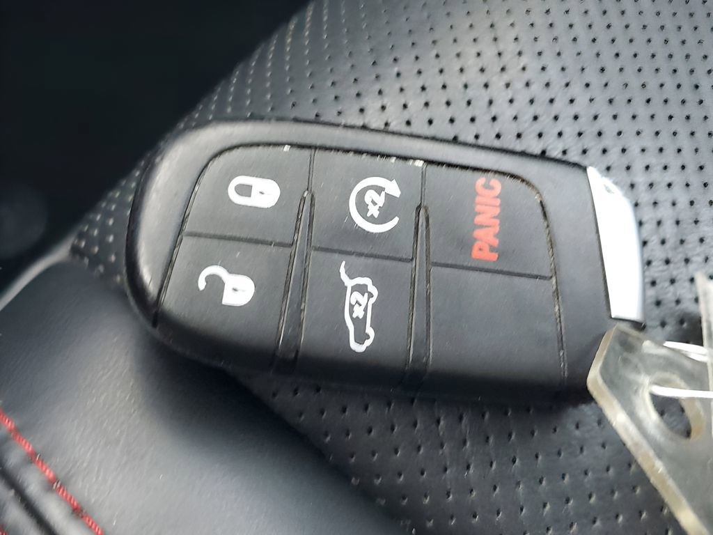 Used 2024 Dodge Durango GT image 38