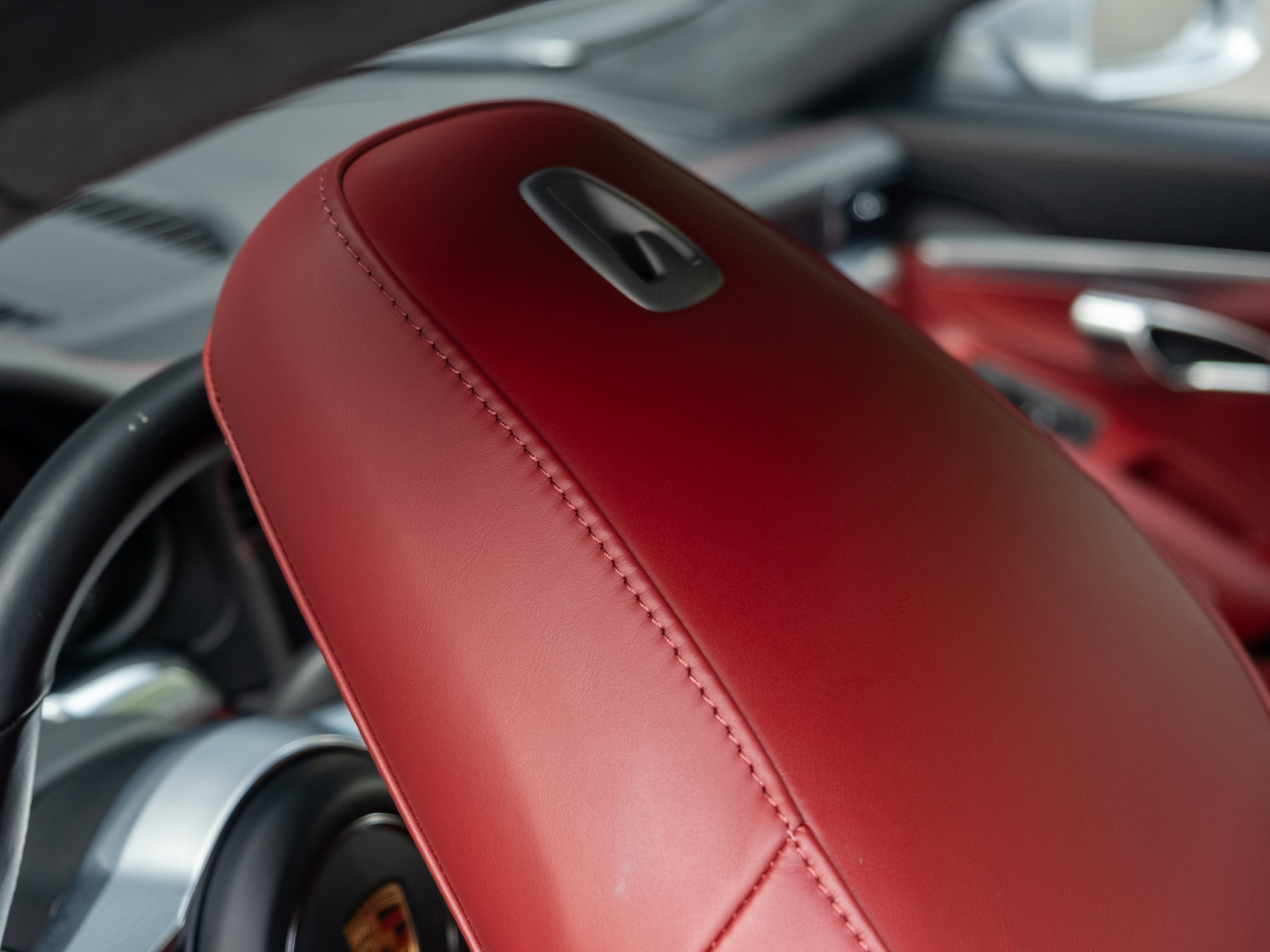 Certified 2019 Porsche 911 Carrera RWD image 44