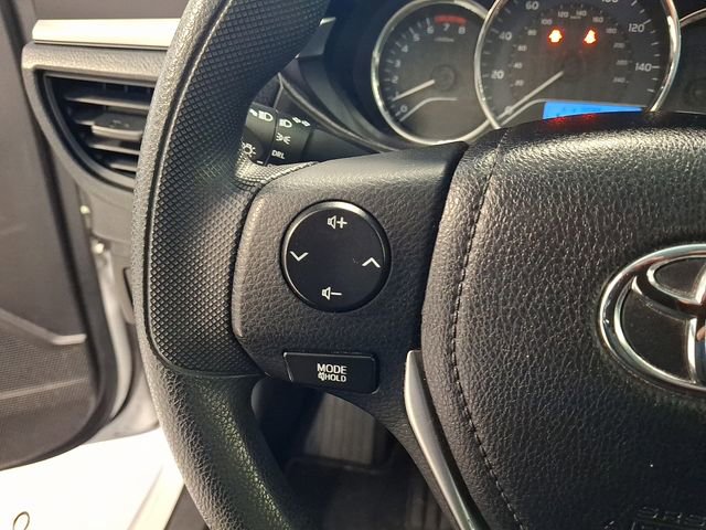 Used 2015 Toyota Corolla L FWD image 21