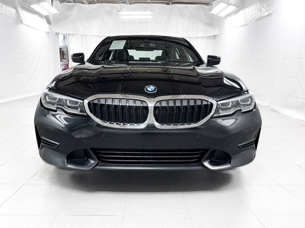 Used 2021 BMW 330e xDrive w/ Premium Package AWD/4WD image 2