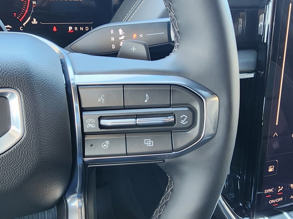 New 2026 GMC Yukon XL Elevation image 21