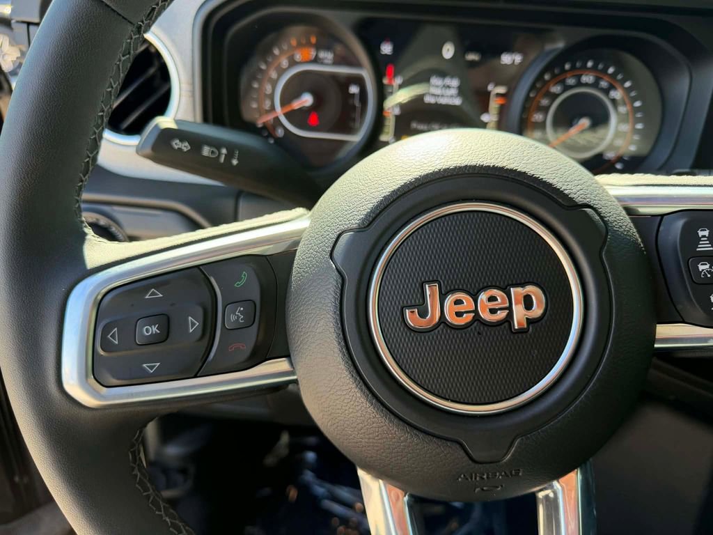 Certified 2026 Jeep Wrangler Sahara AWD/4WD image 17