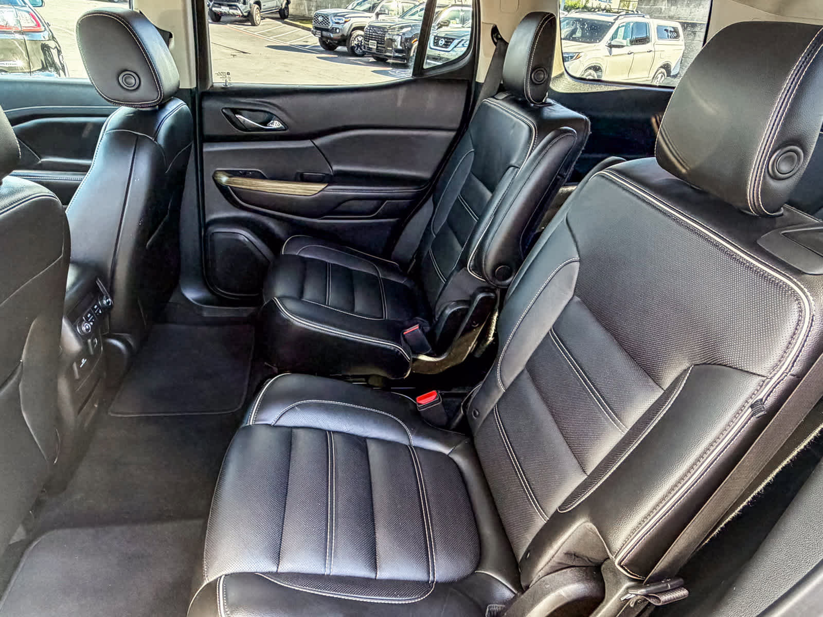 Used 2019 GMC Acadia Denali w/ Technology Package image 18