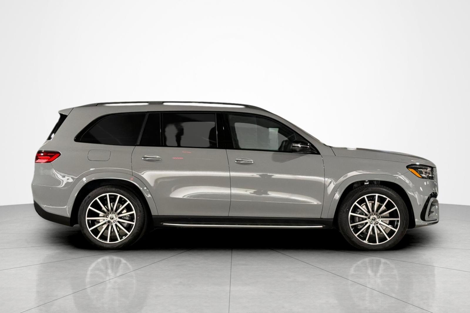 New 2026 Mercedes-Benz GLS 450 4MATIC image 6