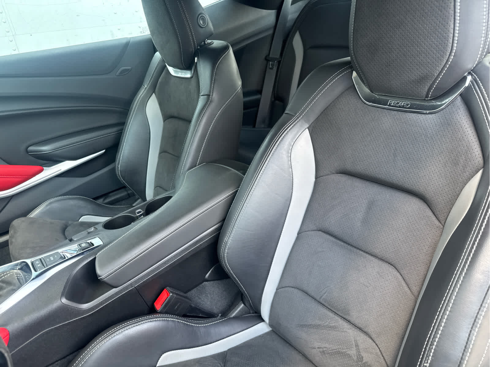 Used 2023 Chevrolet Camaro SS RWD image 30