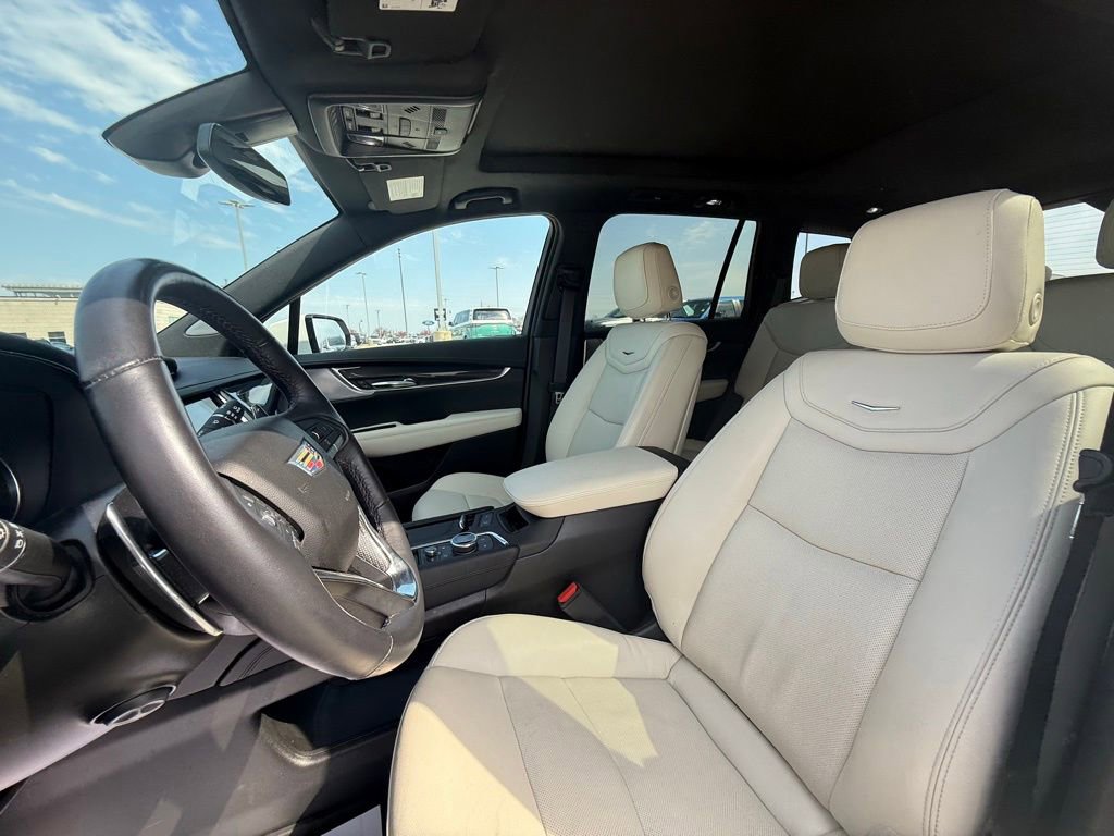 Certified 2024 Cadillac XT6 Sport w/ LPO, Floor Liner Package AWD/4WD image 27