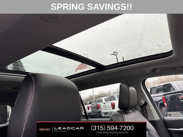 Used 2023 Jeep Grand Cherokee L Limited w/ Black Appearance Package image 13