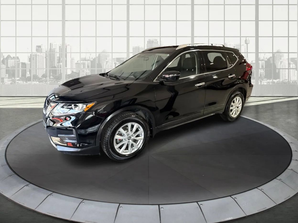 Used 2018 Nissan Rogue SV image 6