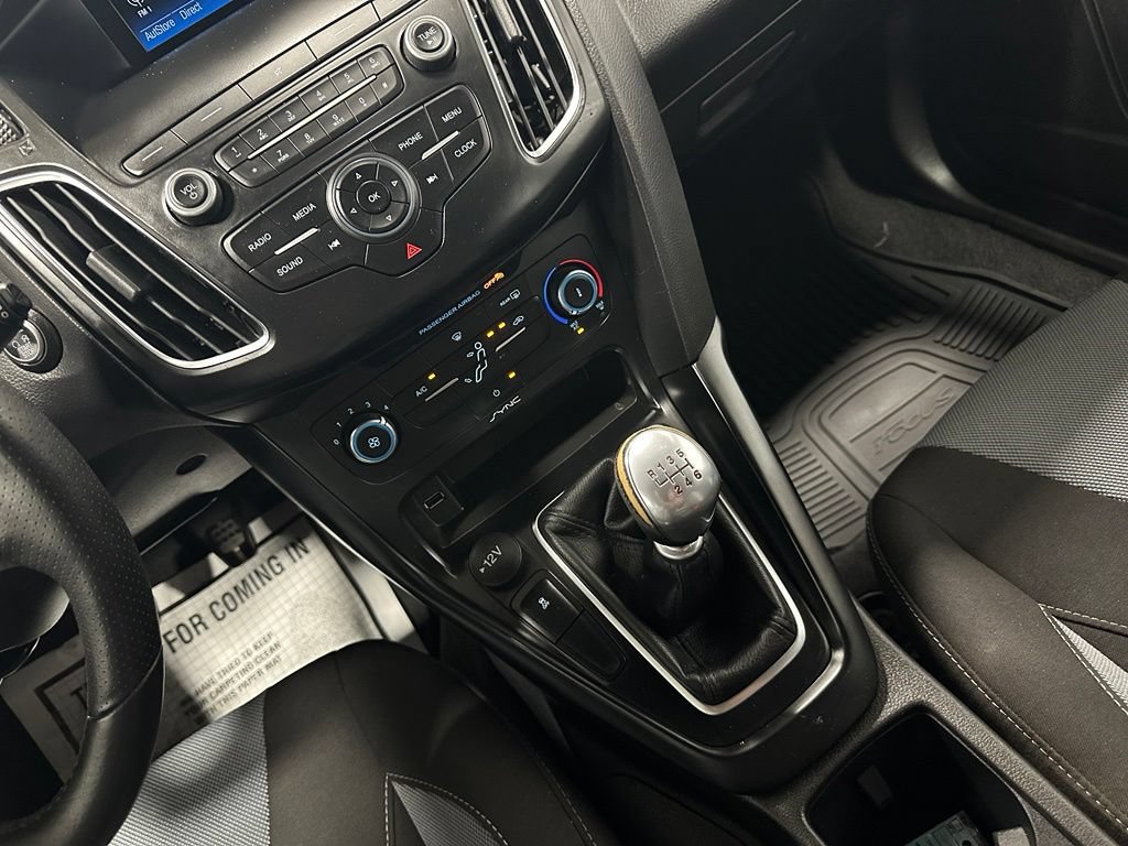 Used 2018 Ford Focus ST FWD image 32