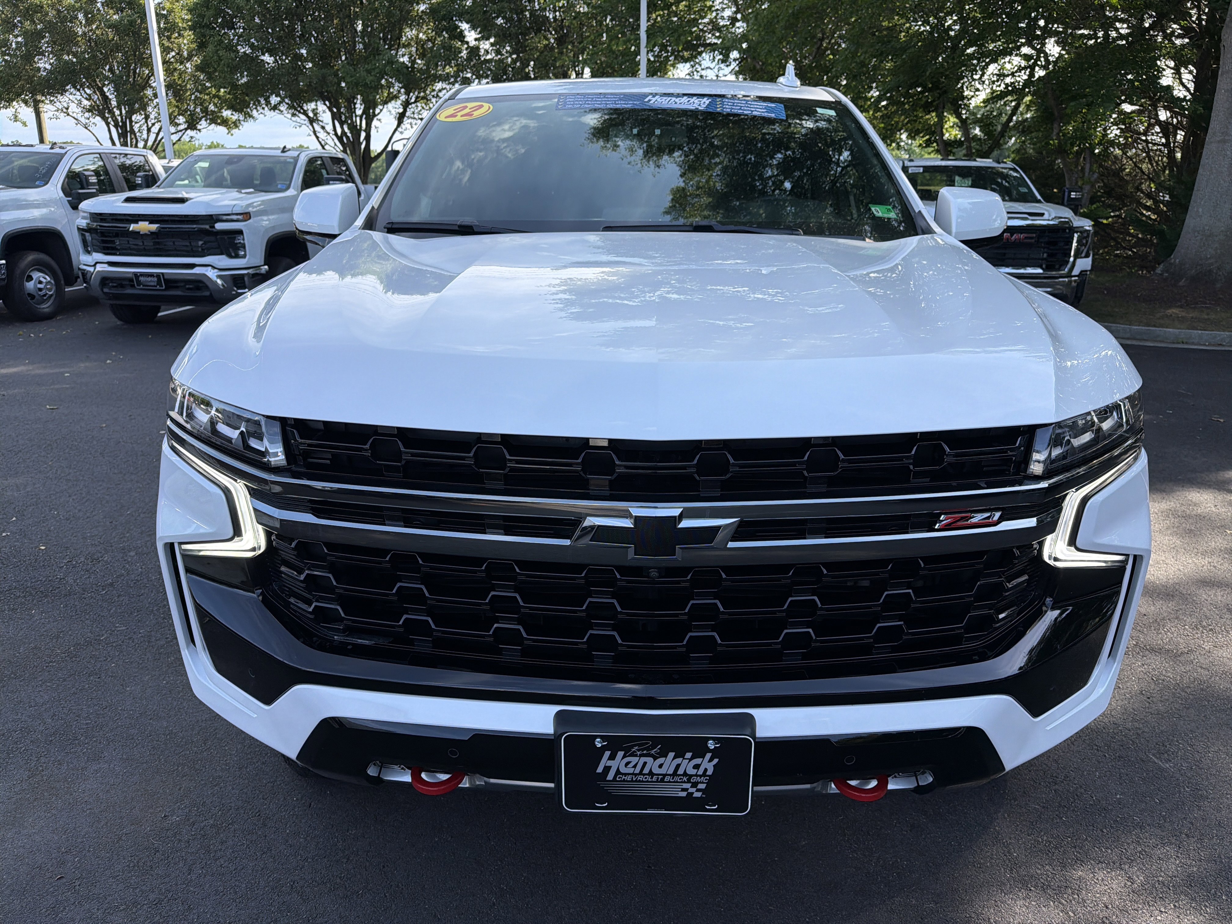 Used 2022 Chevrolet Suburban Z71 w/ Luxury Package AWD/4WD image 3