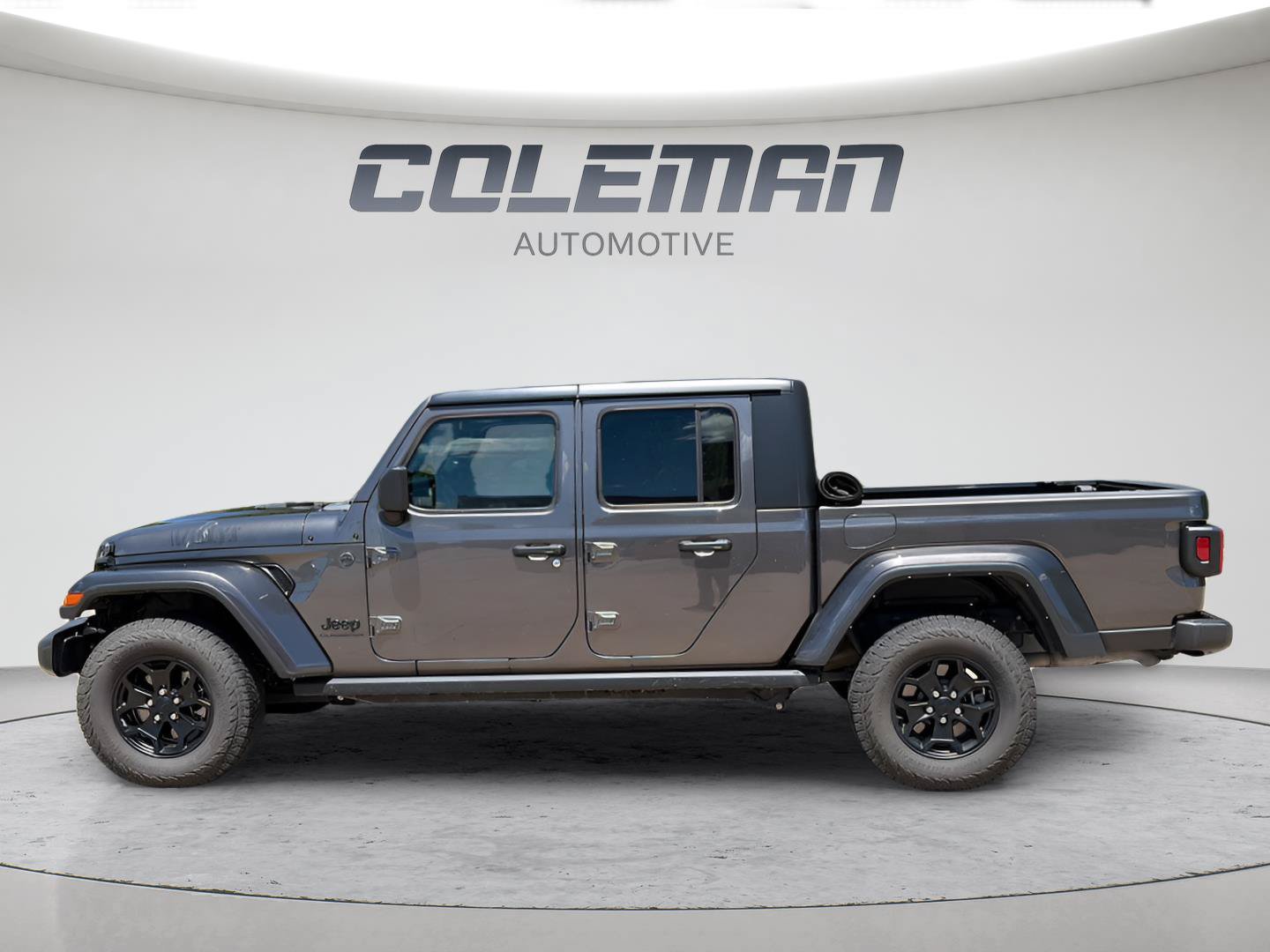 Used 2022 Jeep Gladiator Mojave AWD/4WD image 2